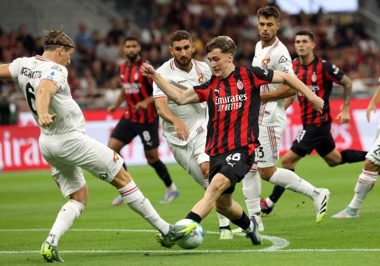 Alexis Saelemaekers in azione con la Cremonese
