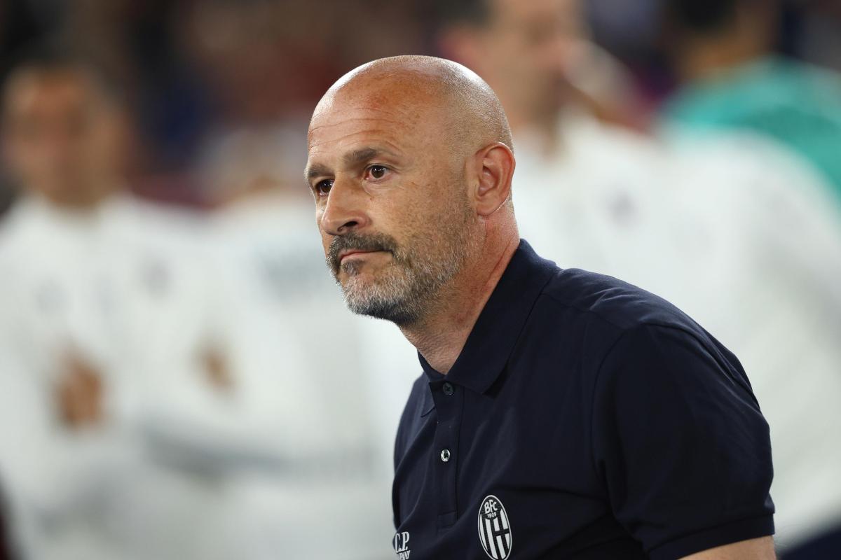 Vincenzo Italiano con un'espressione perplessa