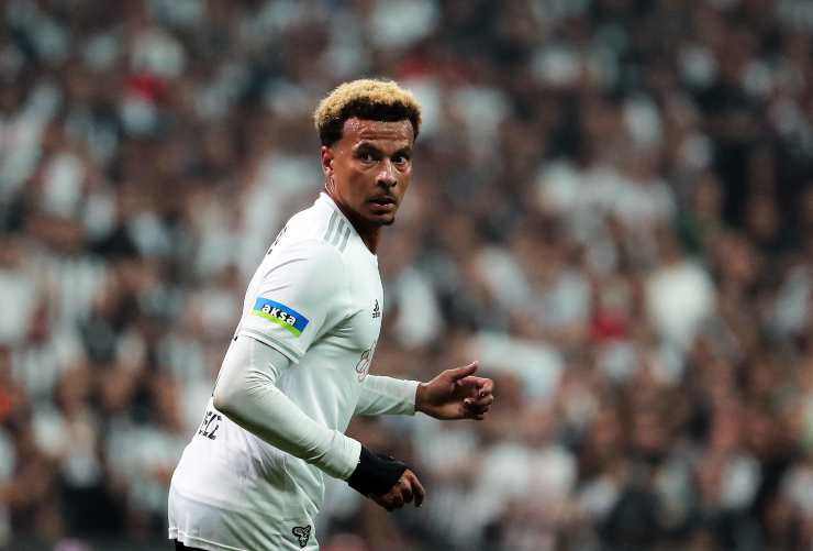 Dele Alli in azione con la maglia del Besiktas