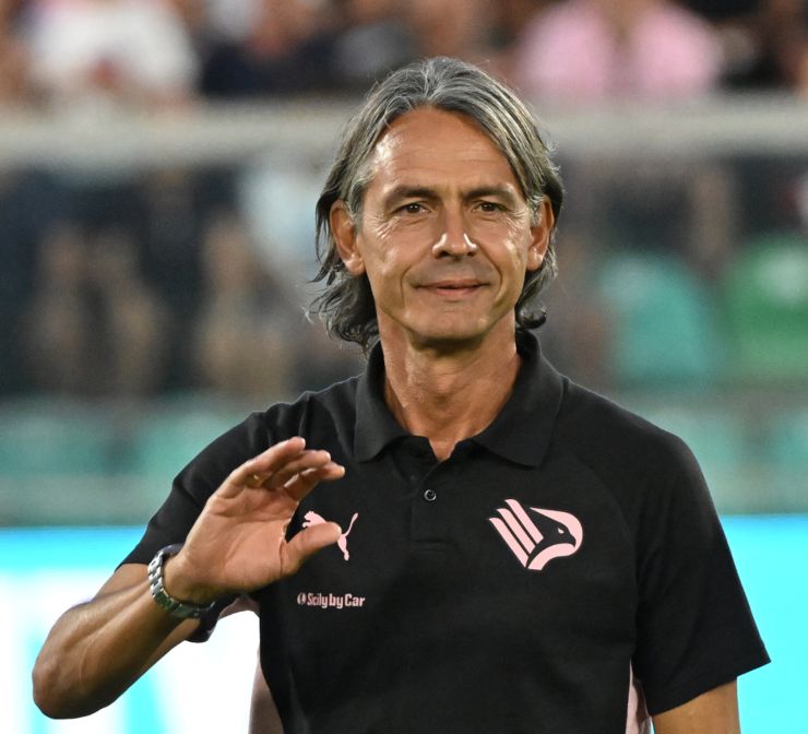 Filippo Inzaghi scherza coi suoi