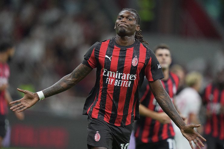 L'esultanza di Leao dopo il gol