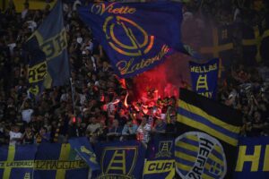 Tifosi Hellas Verona in curva