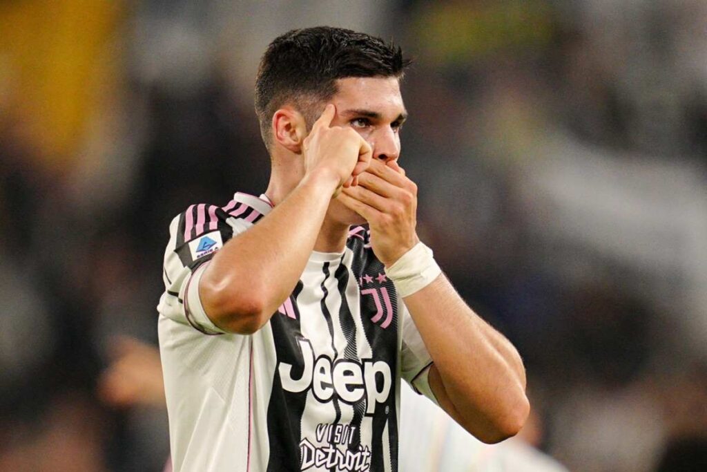 Vasilije Adzic festeggia il gol contro l'Inter